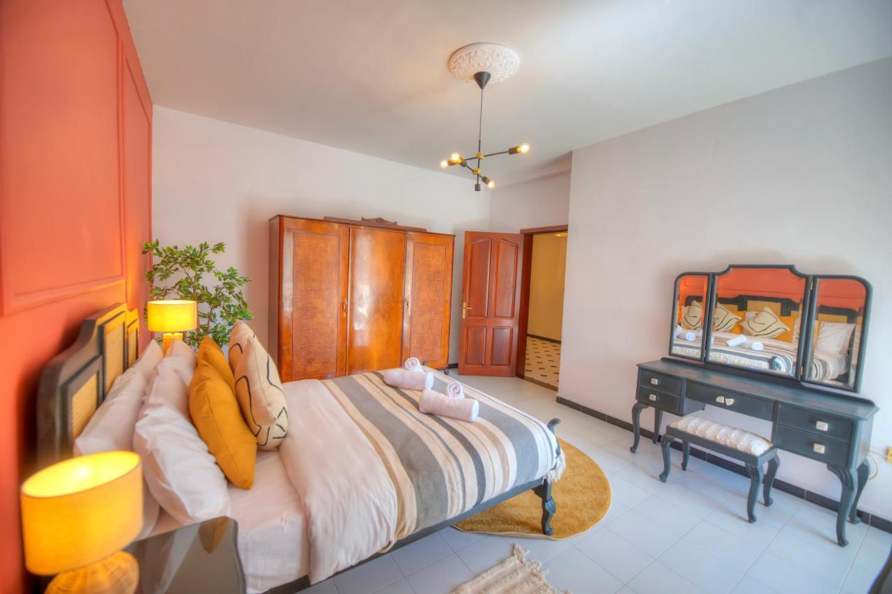 Beautifully Furnished Seafront 4 Bedrooms Goslm-4 สลีมา ภายนอก รูปภาพ
