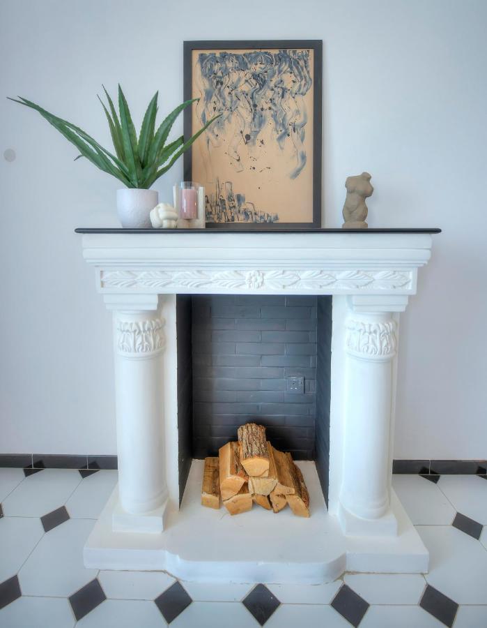 Beautifully Furnished Seafront 4 Bedrooms Goslm-4 สลีมา ภายนอก รูปภาพ