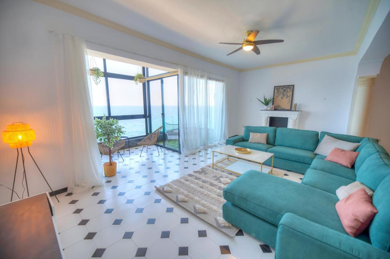 Beautifully Furnished Seafront 4 Bedrooms Goslm-4 สลีมา ภายนอก รูปภาพ
