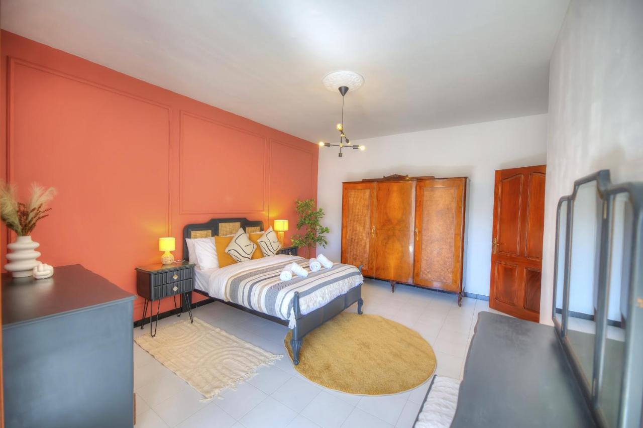 Beautifully Furnished Seafront 4 Bedrooms Goslm-4 สลีมา ภายนอก รูปภาพ