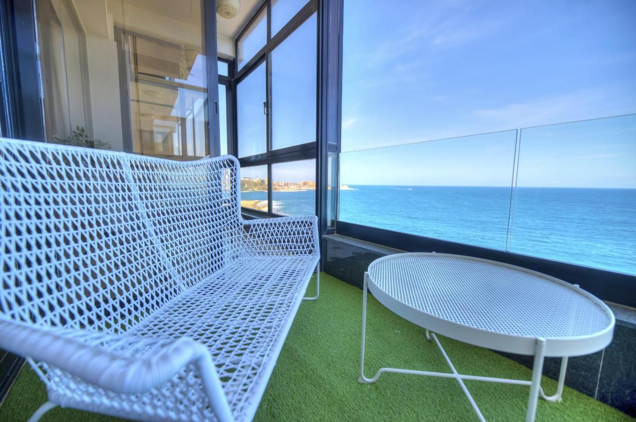 Beautifully Furnished Seafront 4 Bedrooms Goslm-4 สลีมา ภายนอก รูปภาพ