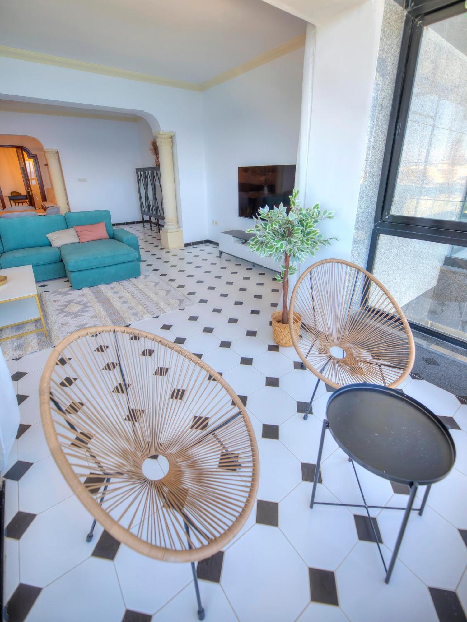 Beautifully Furnished Seafront 4 Bedrooms Goslm-4 สลีมา ภายนอก รูปภาพ